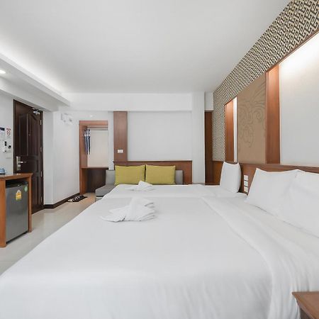 Cozytel Chiangmai Hotel Chiang Mai Exterior photo
