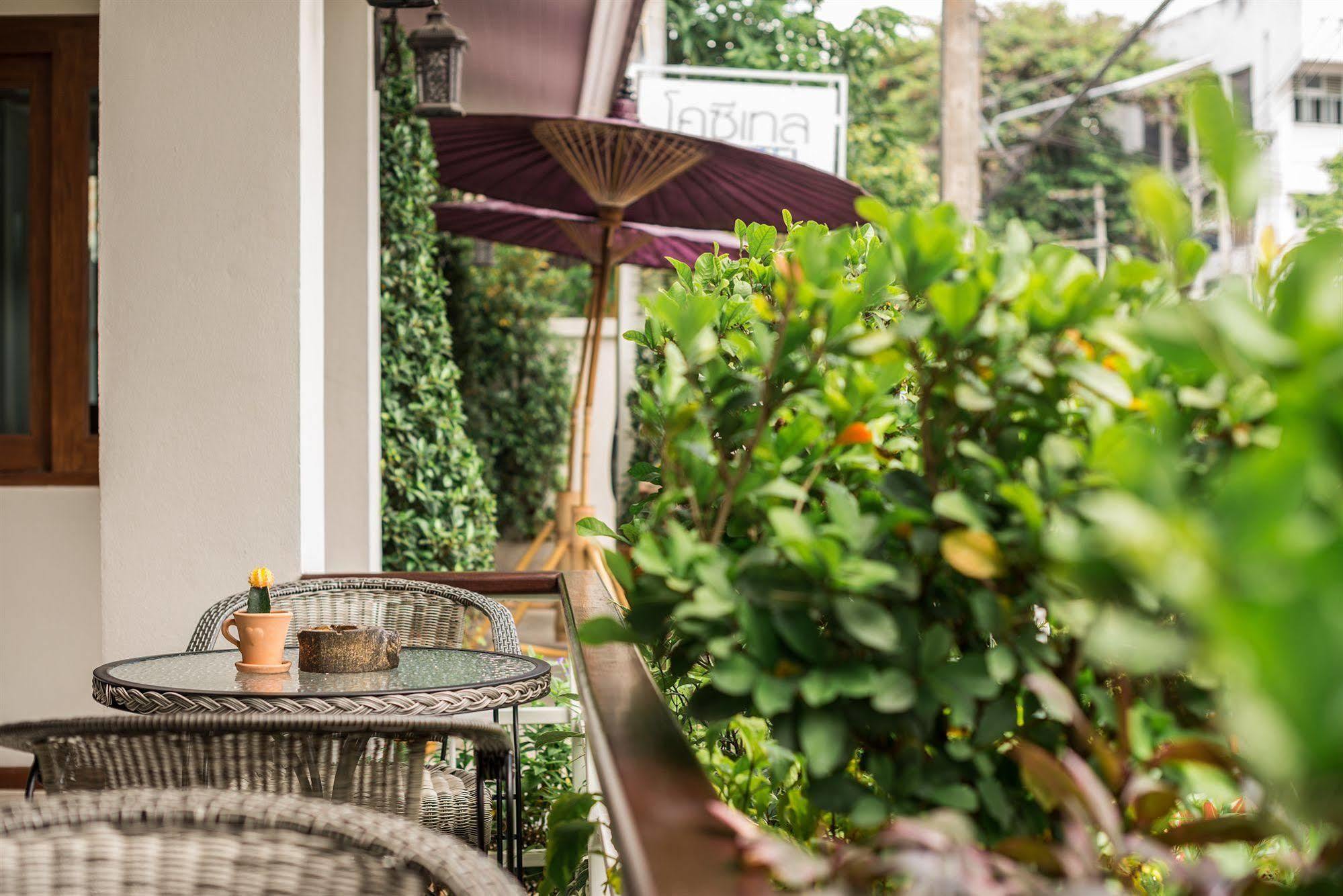 Cozytel Chiangmai Hotel Chiang Mai Exterior photo