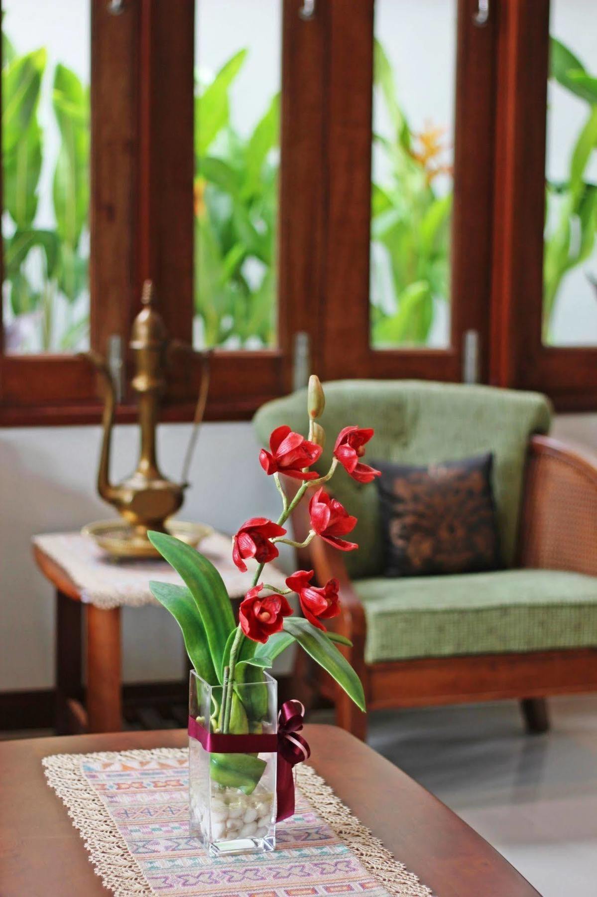 Cozytel Chiangmai Hotel Chiang Mai Exterior photo