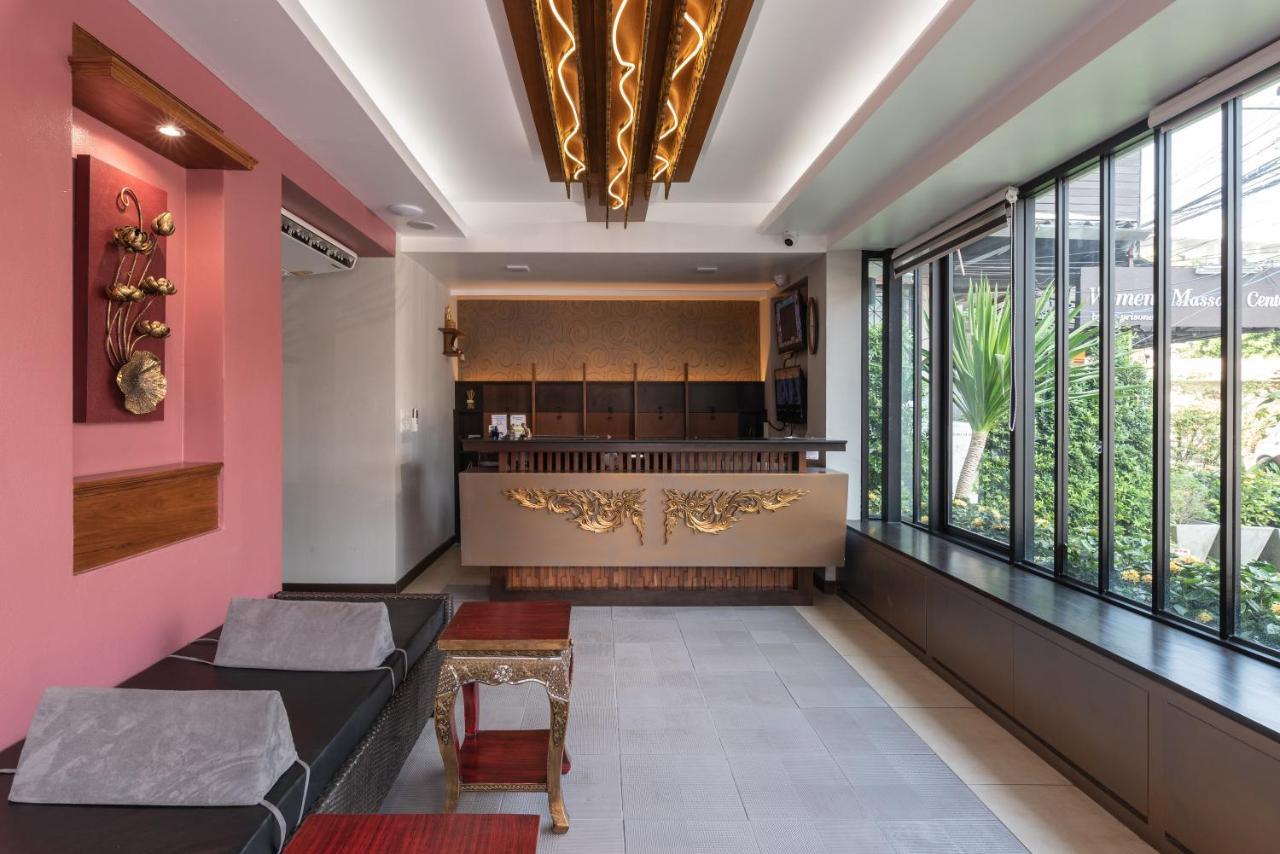 Cozytel Chiangmai Hotel Chiang Mai Exterior photo