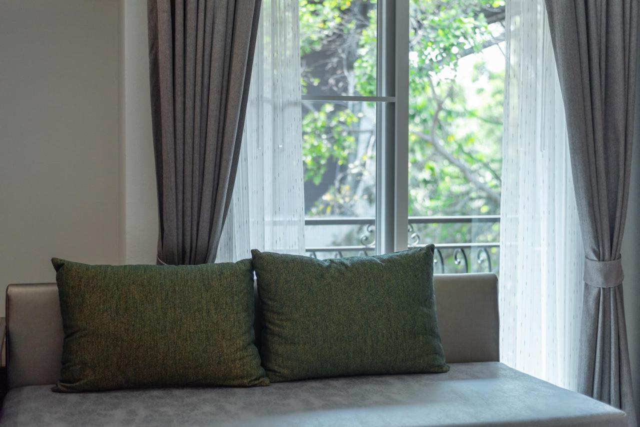 Cozytel Chiangmai Hotel Chiang Mai Exterior photo