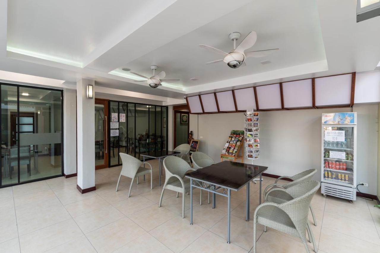 Cozytel Chiangmai Hotel Chiang Mai Exterior photo