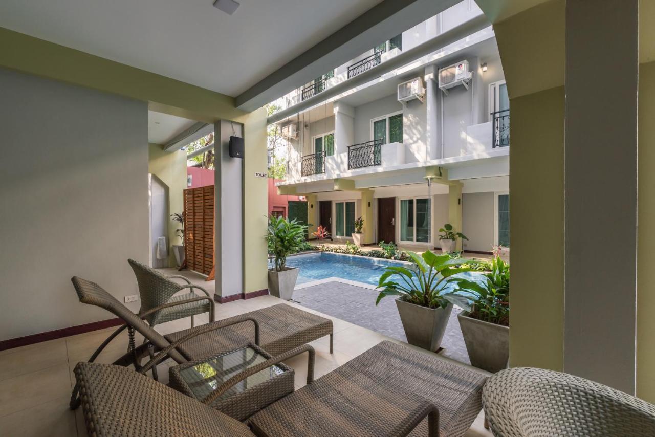 Cozytel Chiangmai Hotel Chiang Mai Exterior photo