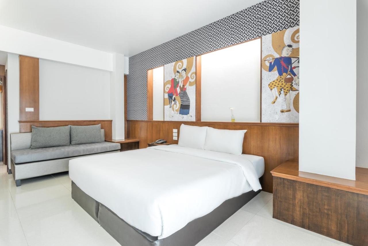 Cozytel Chiangmai Hotel Chiang Mai Exterior photo